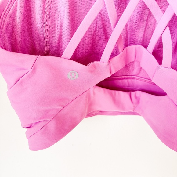 Lululemon sports bra - Picture 3 of 3